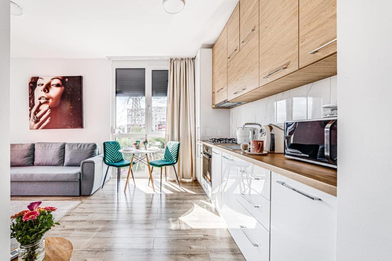 Ari Green Apartment Near Atrium Mall อาราด ภายนอก รูปภาพ