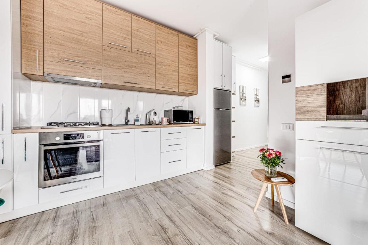 Ari Green Apartment Near Atrium Mall อาราด ภายนอก รูปภาพ