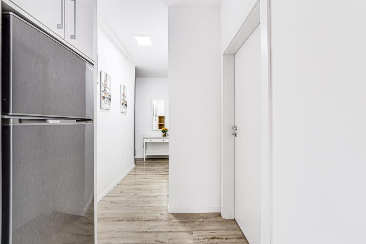 Ari Green Apartment Near Atrium Mall อาราด ภายนอก รูปภาพ